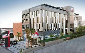 Mia City Hotel